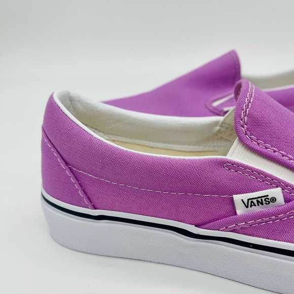 Classic Slip-On Vans - Picture 2 of 12